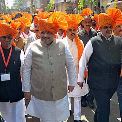 Bjp President Amit Shah With Maharastra Cheif Minister Devendra Fadanvis And State President Raosaheb Danve