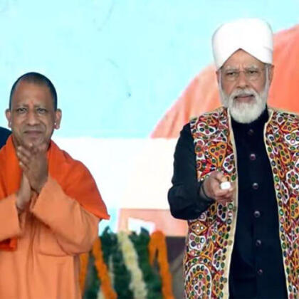 Pm Modi With Cm Yogi In Varanasi 2