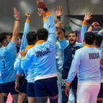भारतीय पुरुष संघाचे क्रिकेटमध्ये ’सुवर्ण’ यश