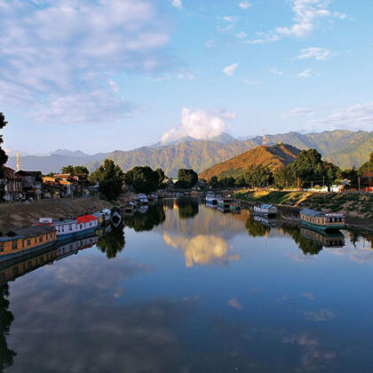 Jhelum River Srinagar India